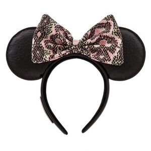 NWT Wild About Disney Loungefly Ear Headband